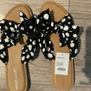 Women Black and White Poka Dot Flats